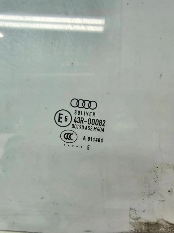 SZYBA BOCZNA DRZWI PRAWY TYŁ AUDI A5 SPORTBACK 2015R