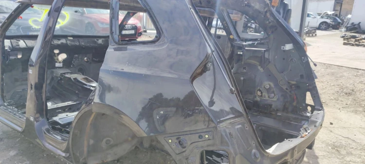 ĆWIARTKA BŁOTNIK PRÓG LEWY TYŁ AUDI Q5 8R LZ7L