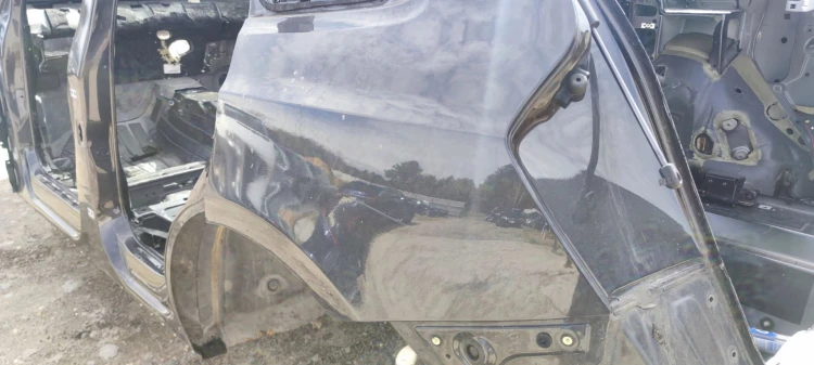 ĆWIARTKA BŁOTNIK PRÓG LEWY TYŁ AUDI Q5 8R LZ7L