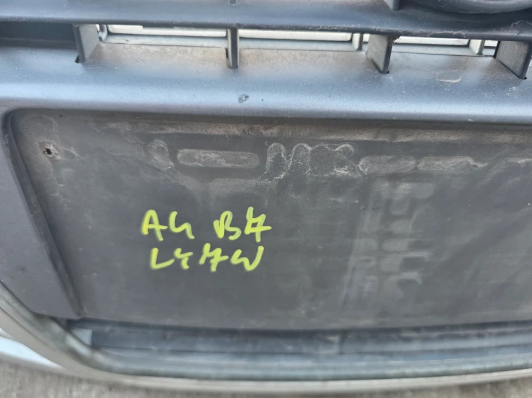 ZDERZAK PRZÓD KOMPLETNY AUDI A4 B7 LY7W !!!