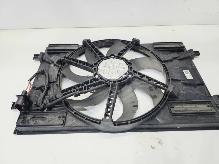 WENTYLATOR + OBUDOWA AUDI VOLKSWAGEN SEAT SKODA 5Q0121203DQ