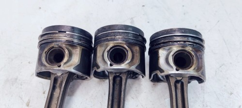 TŁOK + KORBOWÓD AUDI VW 2.7 3.0 TDI 059AA 83L57