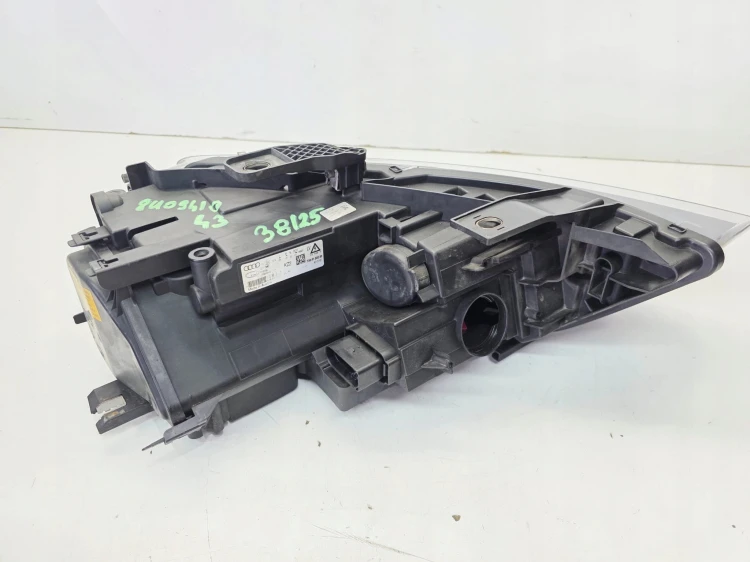 REFLEKTOR LAMPA LEWY PRZÓD BI XENON LED AUDI Q3 8U 8U0941043 EU 38/25