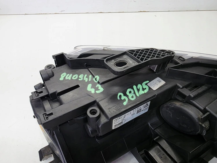 REFLEKTOR LAMPA LEWY PRZÓD BI XENON LED AUDI Q3 8U 8U0941043 EU 38/25