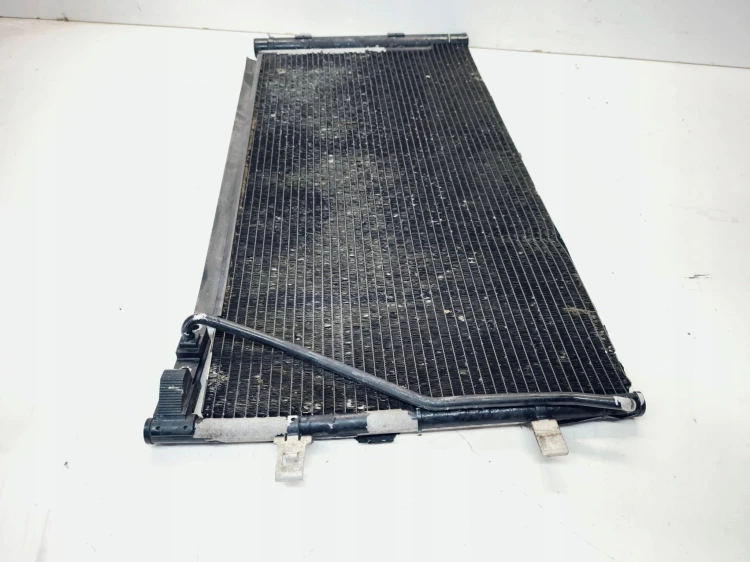 CHŁODNICA SKRAPLACZ KLIMATYZACJI AUDI Q3 8U 8U0260401C