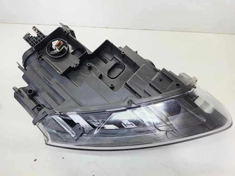 REFLEKTOR LAMPA LEWY PRZÓD BI XENON LED AUDI Q3 8U 8U0941043 EU 38/25