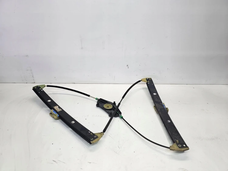 MECHANIZM SZYBY LEWY PRZÓD AUDI A4 B8 8K0837461