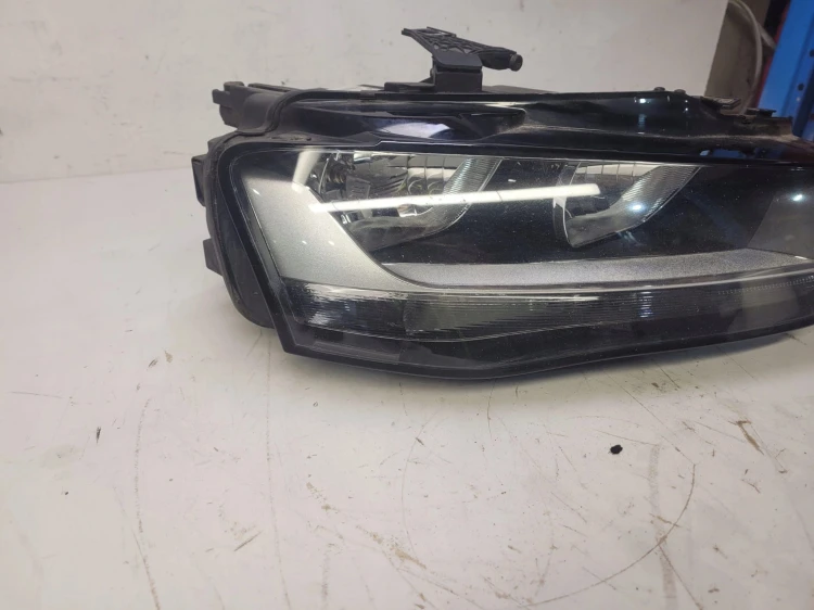 REFLEKTOR PRAWY PRZÓD AUDI A4 B8 LIFT 8K0941004AC