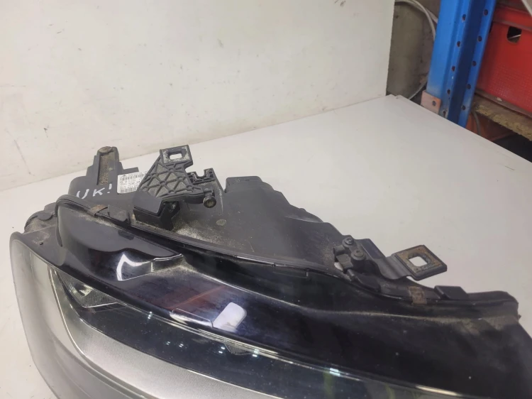 REFLEKTOR PRAWY PRZÓD AUDI A4 B8 LIFT 8K0941004AC