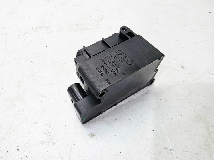ZAWÓR ROZDZIELACZ PNEUMATYKI AUDI A6 C7 A7 A8 D4 4H0616013A