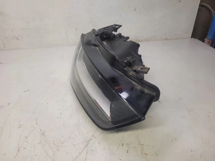 REFLEKTOR PRAWY PRZÓD AUDI A4 B8 LIFT 8K0941004AC