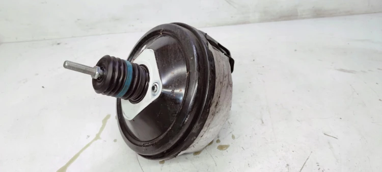 SERWO POMPA HAMULCOWA AUDI A4 B9 A5 8W0612103B
