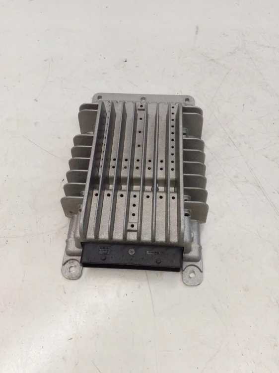 WZMACNIACZ BOSE AUDI A3 8P LIFT 8P4035223C