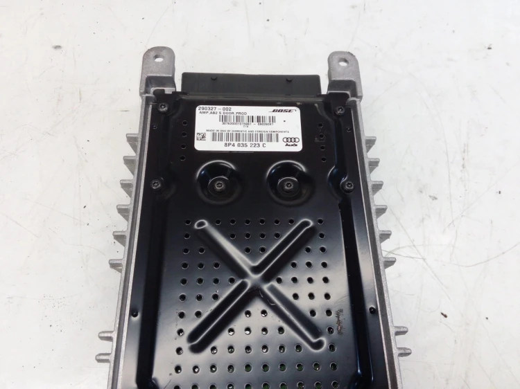 WZMACNIACZ BOSE AUDI A3 8P LIFT 8P4035223C