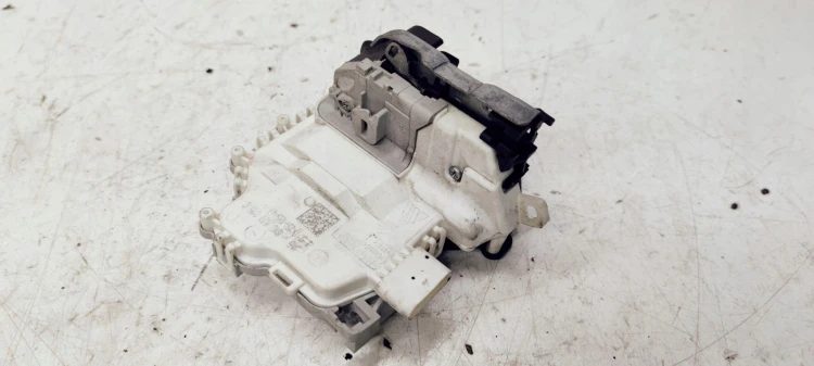 ZAMEK DRZWI LEWY TYŁ AUDI A1 8X0839015C 6 PIN