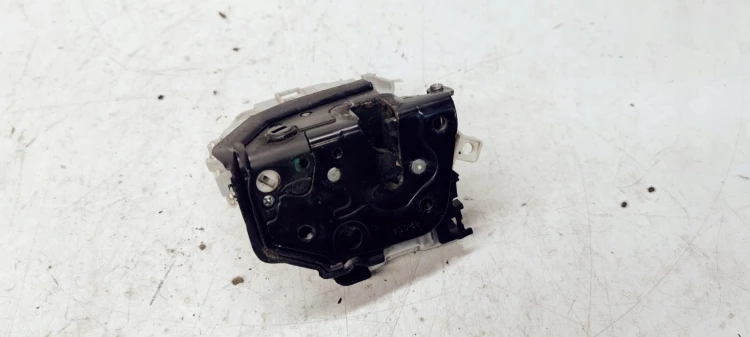 ZAMEK DRZWI LEWY TYŁ AUDI A1 8X0839015C 6 PIN
