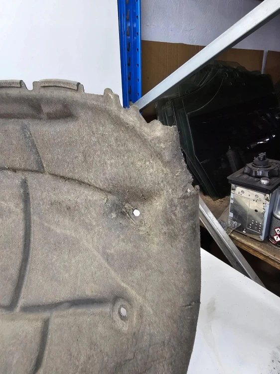 NADKOLE LEWY PRZÓD AUDI A4 B9 8W0821171 MATERIAŁOWE