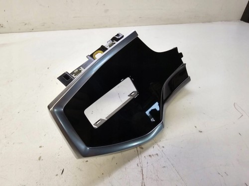 DEKOR KONSOLI DESKI LEWY AUDI Q3 F3 83B853189A