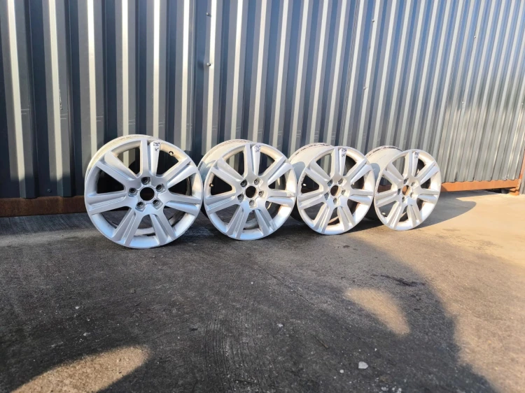 FELGA FELGI VW AUDI A4 A5 A6 7.5J R17 ET45 8K0601025B R*26* KOMPLET
