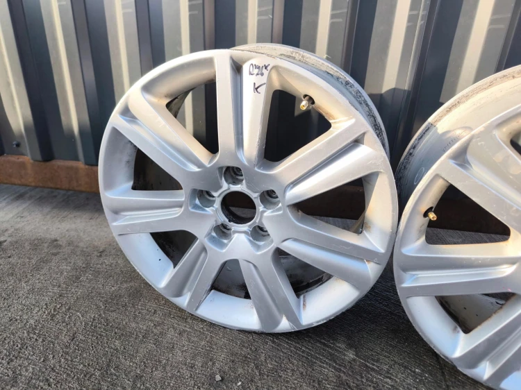 FELGA FELGI VW AUDI A4 A5 A6 7.5J R17 ET45 8K0601025B R*26* KOMPLET