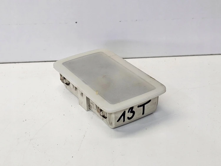 OŚWIETLENIE KABINY AUDI A6 C6 KOMBI 4L0947123