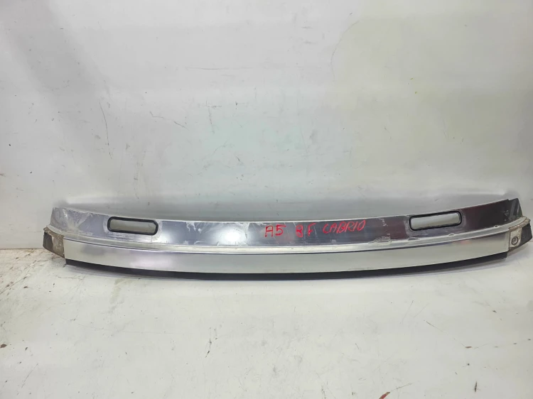 LISTWA CHROM SZYBY CZOŁOWEJ PRAWA AUDI A5 8F CABRIO 8F0853829B