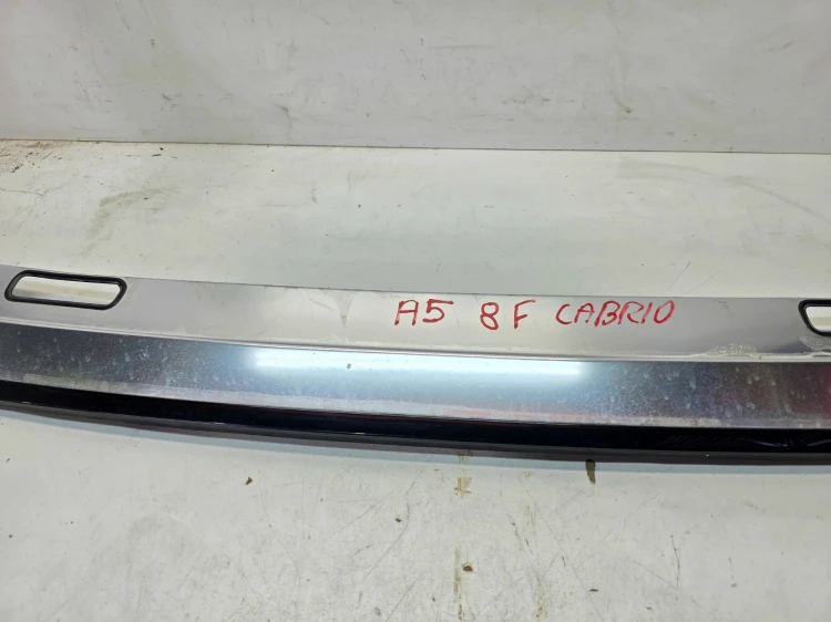 LISTWA CHROM SZYBY CZOŁOWEJ PRAWA AUDI A5 8F CABRIO 8F0853829B
