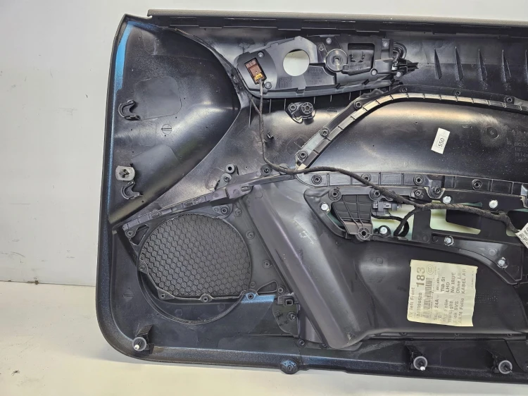 BOCZEK DRZWI LEWY PRZÓD AUDI A1 8X 3-DRZWI 8X3867117 *1*