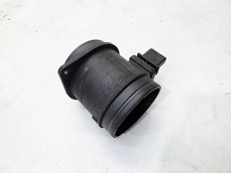 PRZEPŁYWOMIERZ CZUJNIK MASY POWIETRZA AUDI VOLKSWAGEN SEAT SKODA 03H906461
