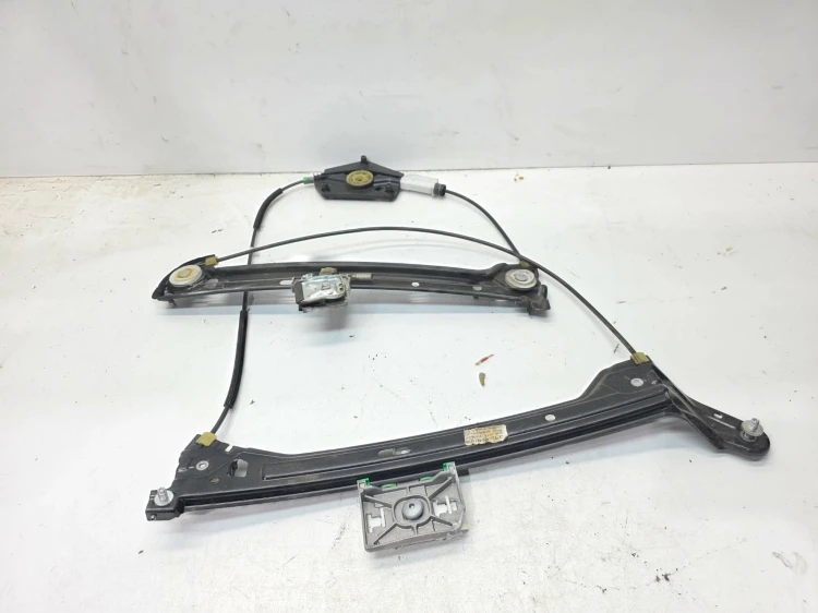 MECHANIZM SZYBY LEWY PRZÓD AUDI A5 8T CABRIO 8F0837461B