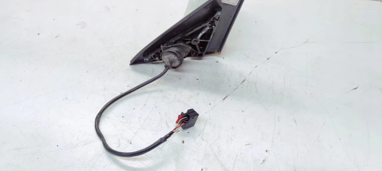 LUSTERKO ZEWNĘTRZNE PRAWE AUDI Q3 8U 6 PIN LY9K UK 8U2857410D