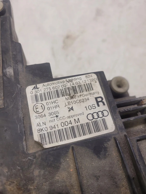 REFLEKTOR PRAWY PRZÓD AUDI A4 B8 LIFT 8K0941004M