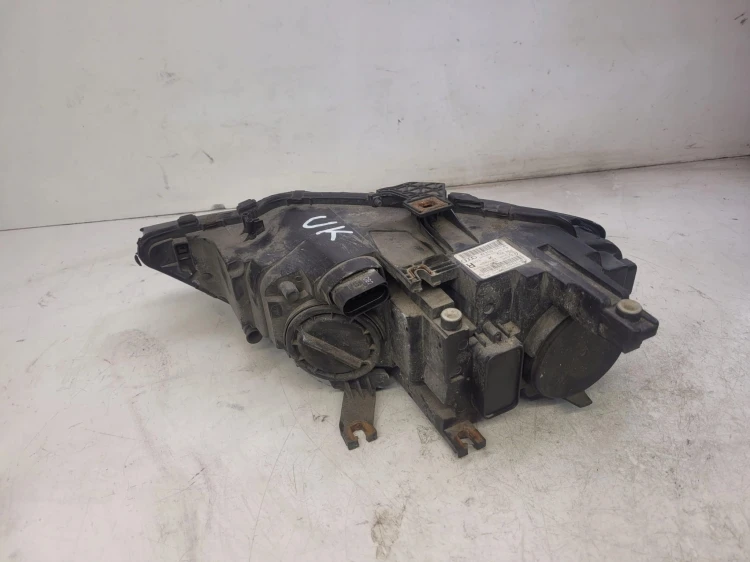 REFLEKTOR PRAWY PRZÓD AUDI A4 B8 LIFT 8K0941004M