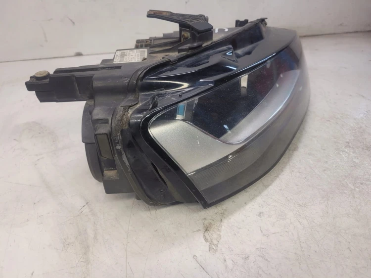 REFLEKTOR PRAWY PRZÓD AUDI A4 B8 LIFT 8K0941004M