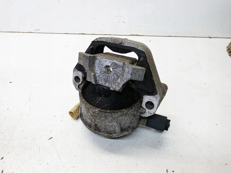PODUSZKA SILNIKA Z CZUJNIKIEM AUDI A6 C7 A7 LIFT 2.0 TDI 4G0199381AE