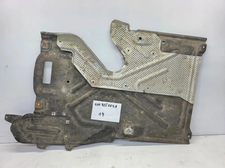 OSŁONA PODWOZIA TUNELU AUDI A4 B8 LIFT 8K0825209A *17*