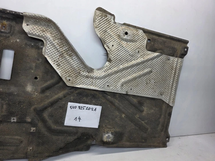 OSŁONA PODWOZIA TUNELU AUDI A4 B8 LIFT 8K0825209A *17*