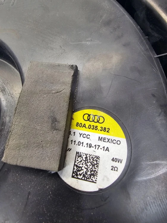 GŁOŚNIK SUBWOOFER TUBA AUDI Q5 FY 80A035382