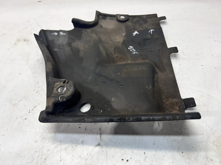 OSŁONA PŁYTA PODWOZIA LEWA AUDI A4 B8 8K0825201A 2/25