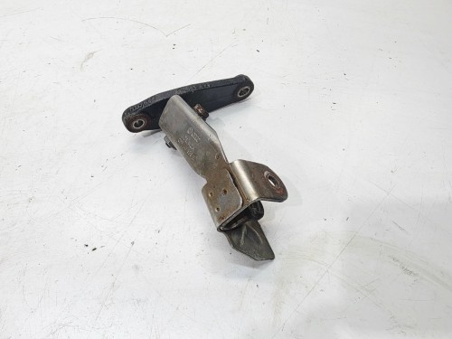 UCHWYT MOCOWANIE TURBOSPRĘŻARKI AUDI TT 8J VOLKSWAGEN SEAT 06F145536E