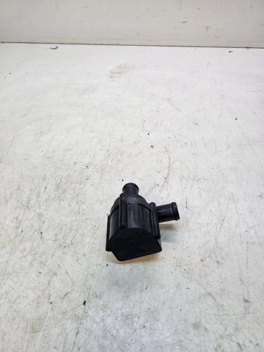 DODATKOWA POMPA WODY AUDI A4 A5 A6 A7 059121012A