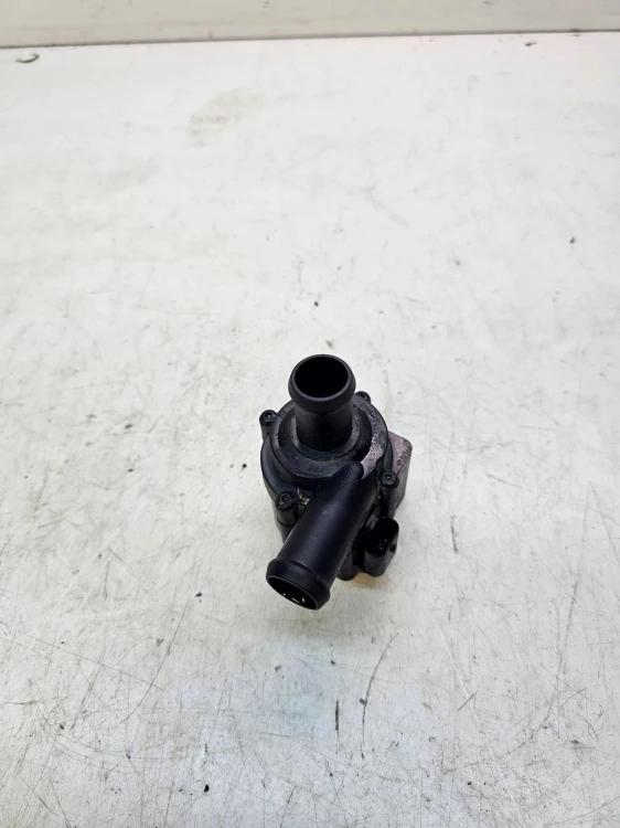 DODATKOWA POMPA WODY AUDI A4 A5 A6 A7 059121012A
