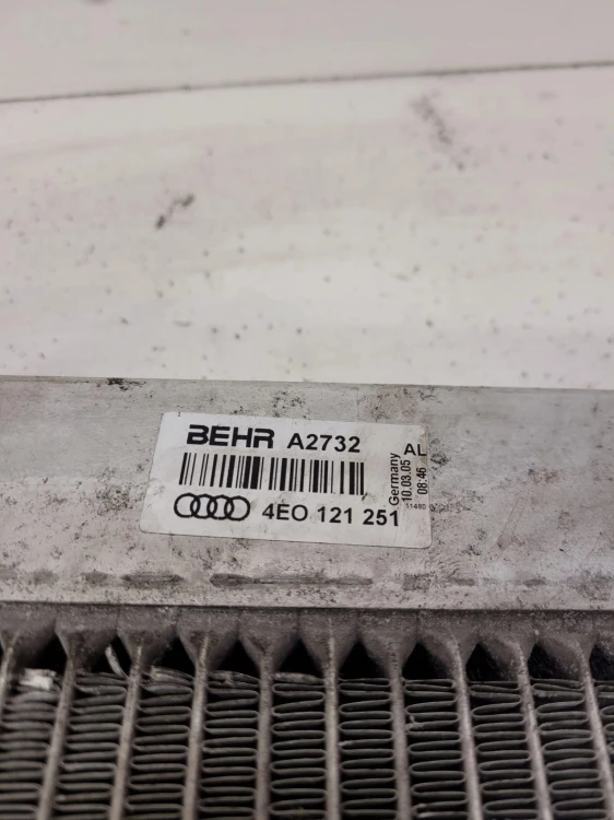 CHŁODNICA WODY AUDI A8 D3 LIFT 3.0 TDI 4E0121251