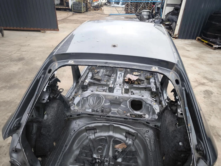 DACH ĆWIARTKA AUDI A3 8V 5-DRZWI SPORTBACK DŁUGIE SŁUPKI ORYGINAŁ !!!