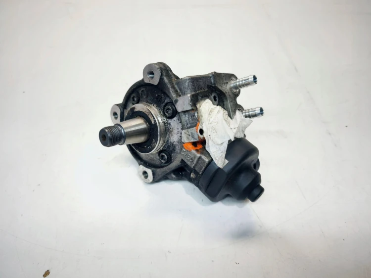 POMPA PALIWA CR AUDI A4 B8 A5 8T Q5 8R LIFT A6 C7 2.0 TDI 03L130755AC