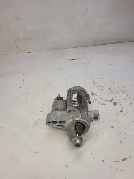 ROZRUSZNIK AUDI A4 A5 1.8 2.0 TFSI 06H911024B *60*
