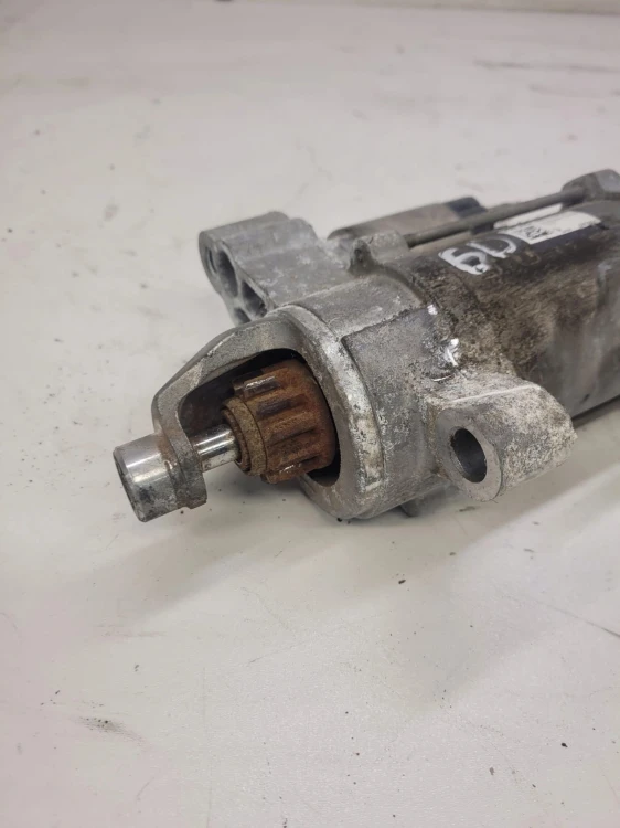 ROZRUSZNIK AUDI A4 A5 1.8 2.0 TFSI 06H911024B *60*