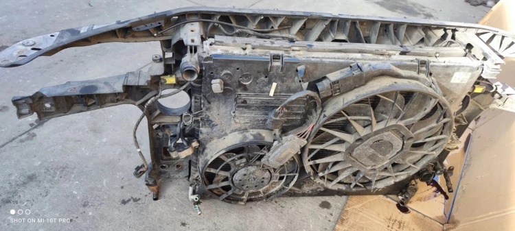 PAS PRZEDNI KOMPLETNY AUDI Q7 4l 3.0 TDI KOMPLET