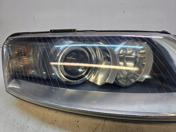 REFLEKTOR PRAWY AUDI A6 C6 4F0941004AK XENON EU