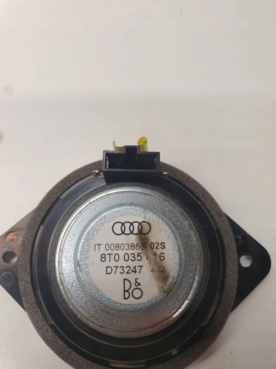 GŁOŚNIK DESKI BOCZNY AUDI A4 A5 Q5 BANG 8T0035416
